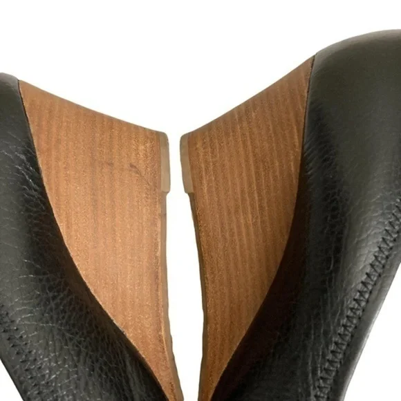 Tory Burch black leather wedge pumps 10